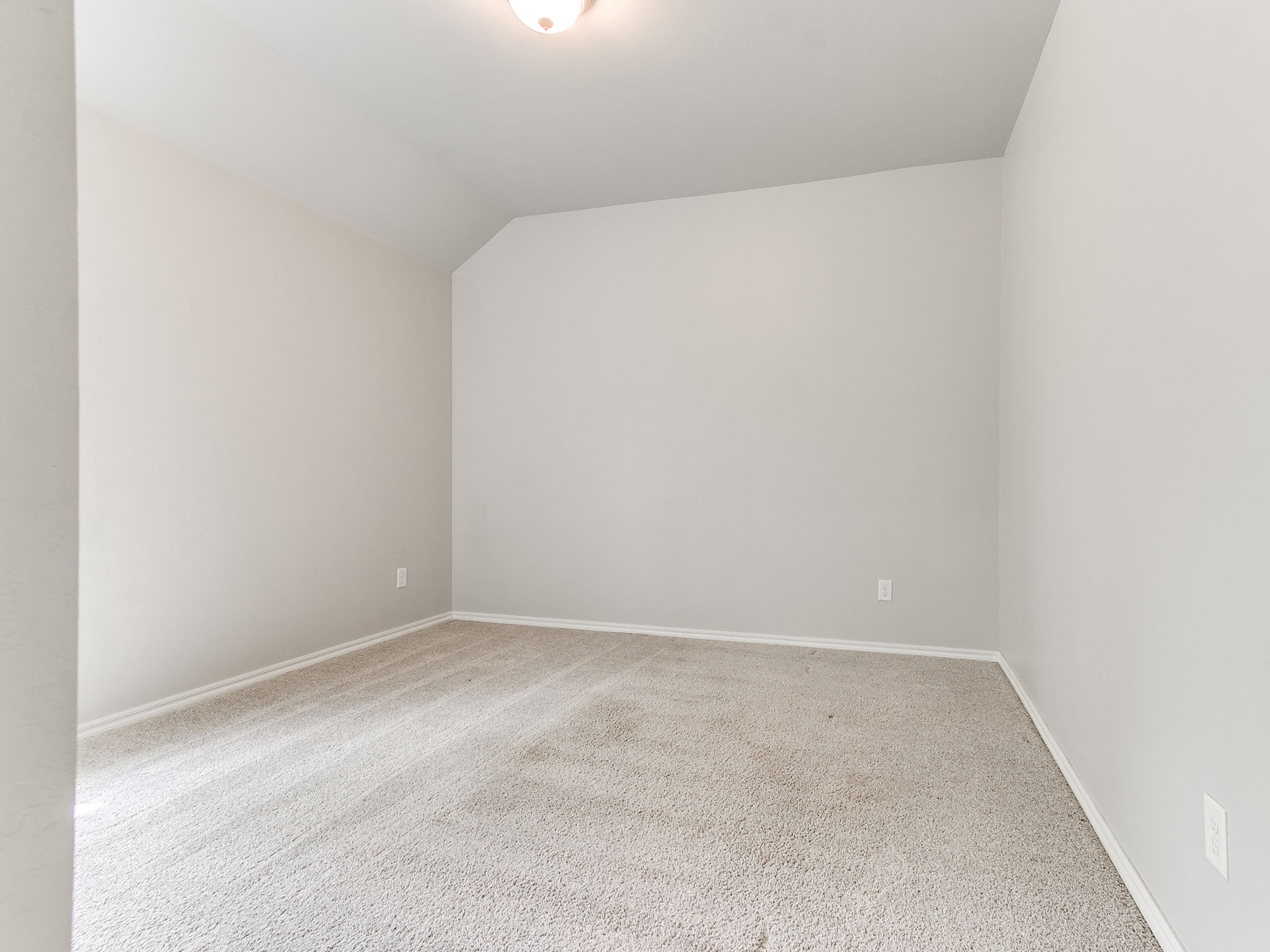 Hidden Pines Drive Photo 25