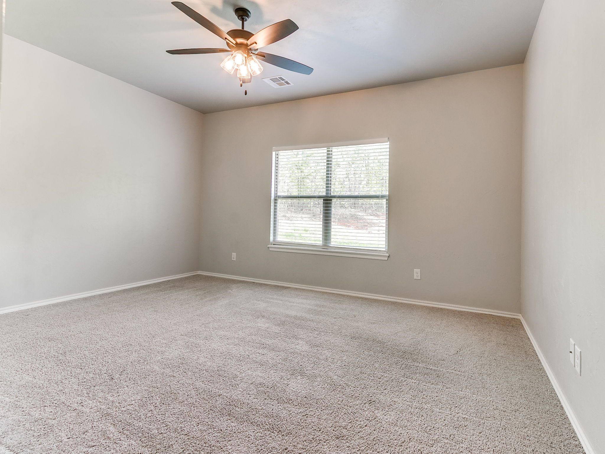 Hidden Pines Drive Photo 33