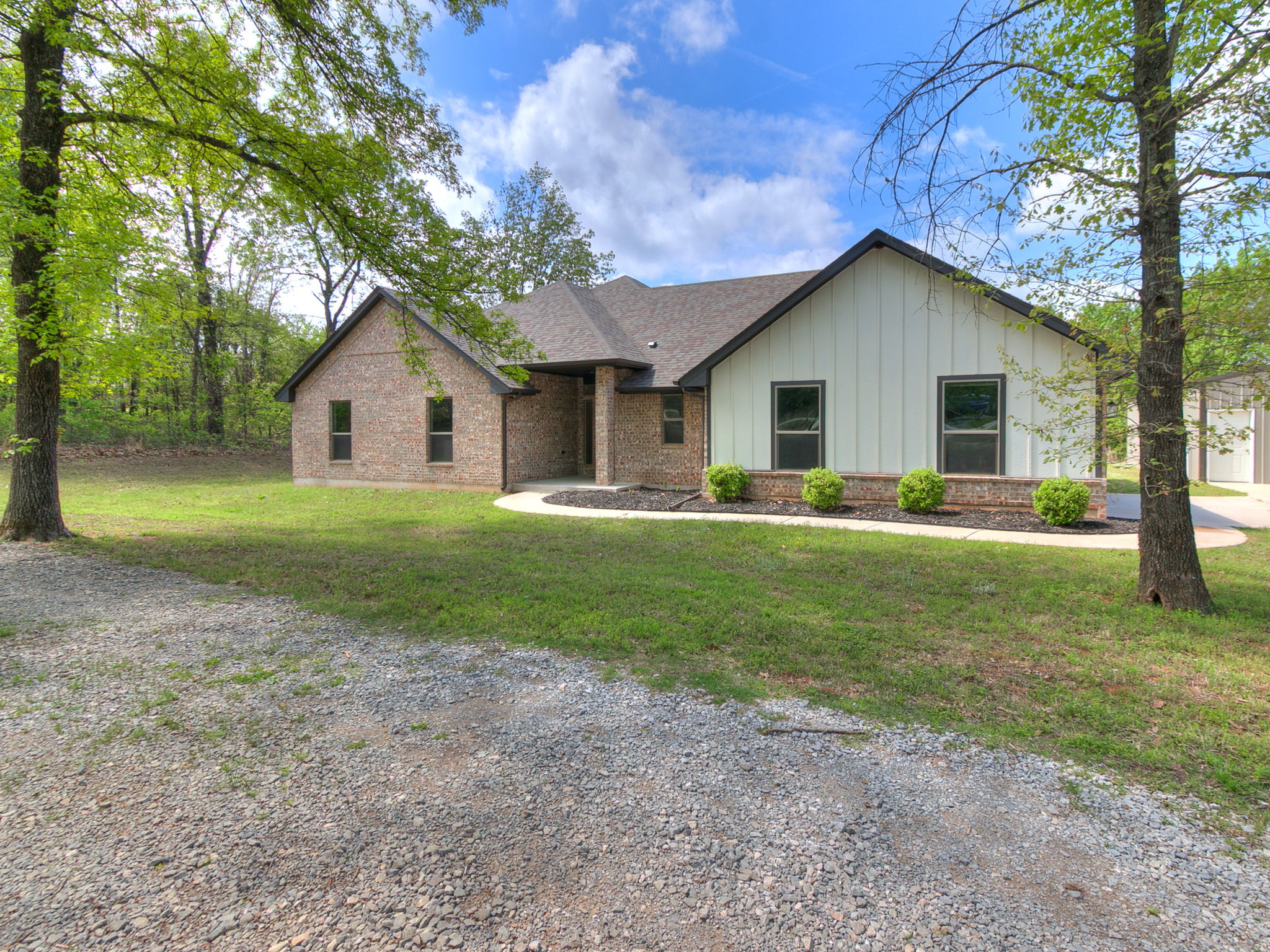 Hidden Pines Drive Photo 5